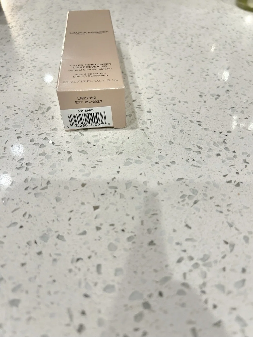Laura Mercier Tinted Moisturizer SPF 25 50 mL 1.7 fl oz New in box 3N1 SAND